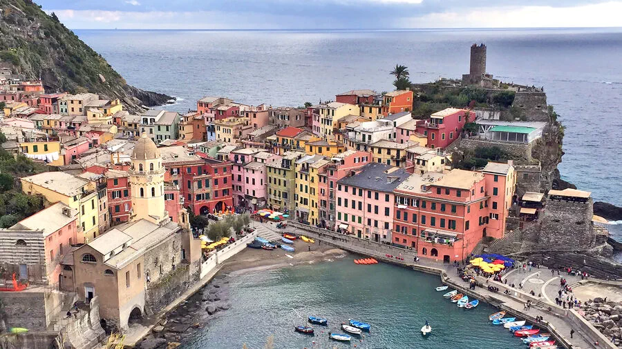 A view of sea, sky, and Vernazza (Photo by:Orin Dubrow, Rick Steves’ Europe)