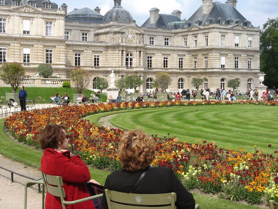 In big-city parks such as the Luxembourg Garden in Paris, your front-row seat is free